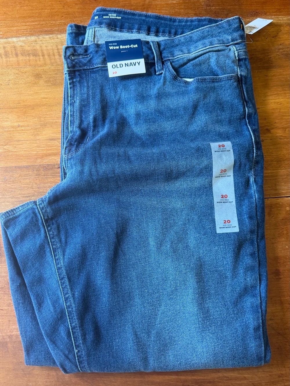 Old Navy Women’s Blue WOW Boot-Cut Jeans size 20